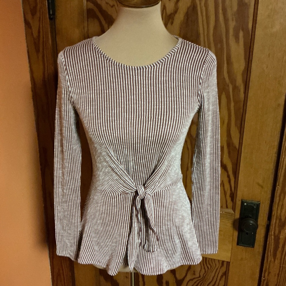 Caution to the wind striped tie waist peplum long sleeve top - Picture 6 of 10